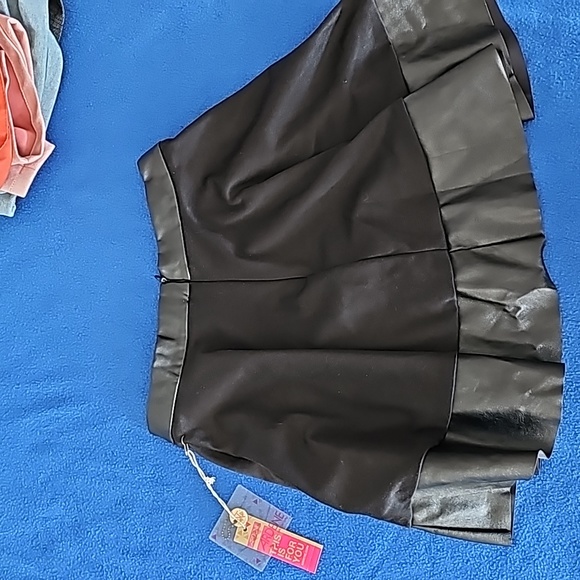 High rise skirt NWT - Picture 2 of 3